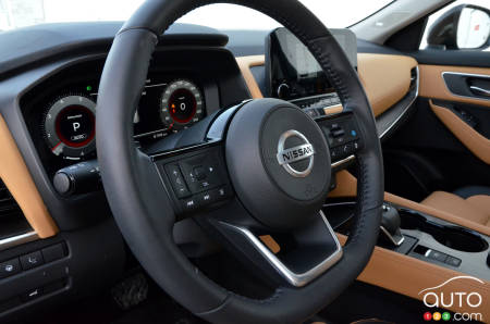 2021 Nissan Rogue, steering wheel